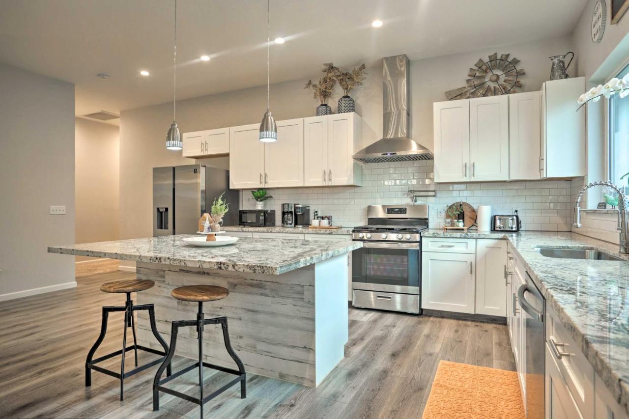 Stunning Clovis Home About 1 Mile To Old Town! Extérieur photo