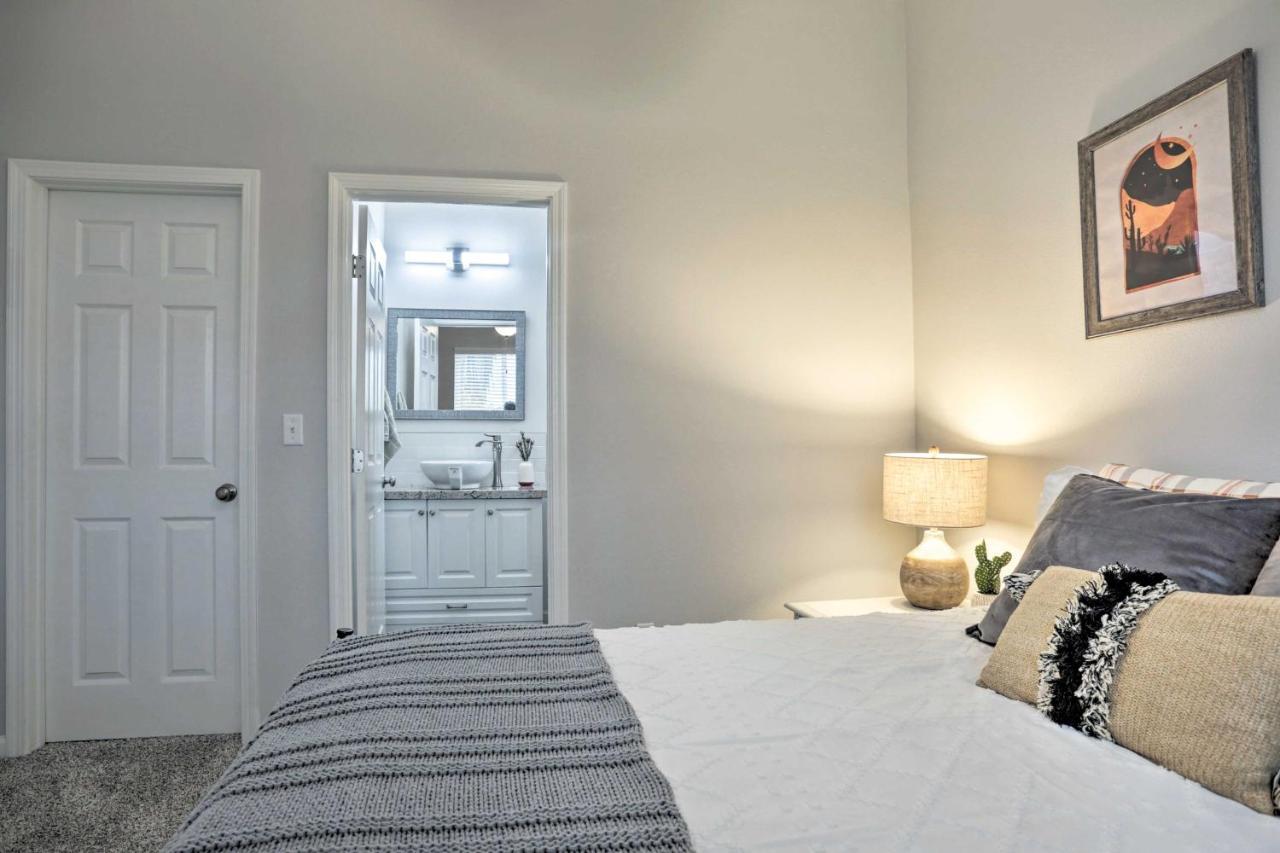 Stunning Clovis Home About 1 Mile To Old Town! Extérieur photo