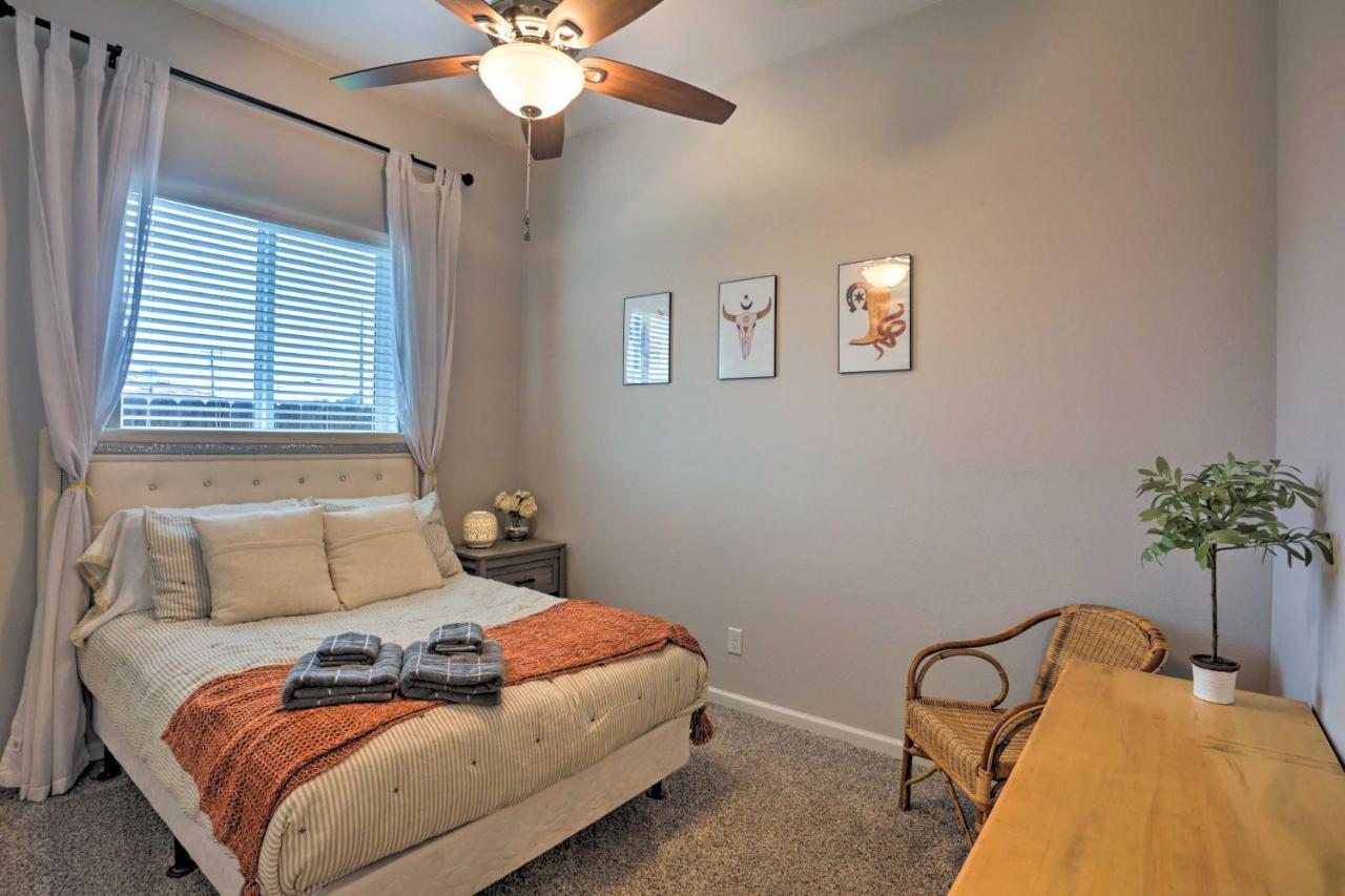 Stunning Clovis Home About 1 Mile To Old Town! Extérieur photo