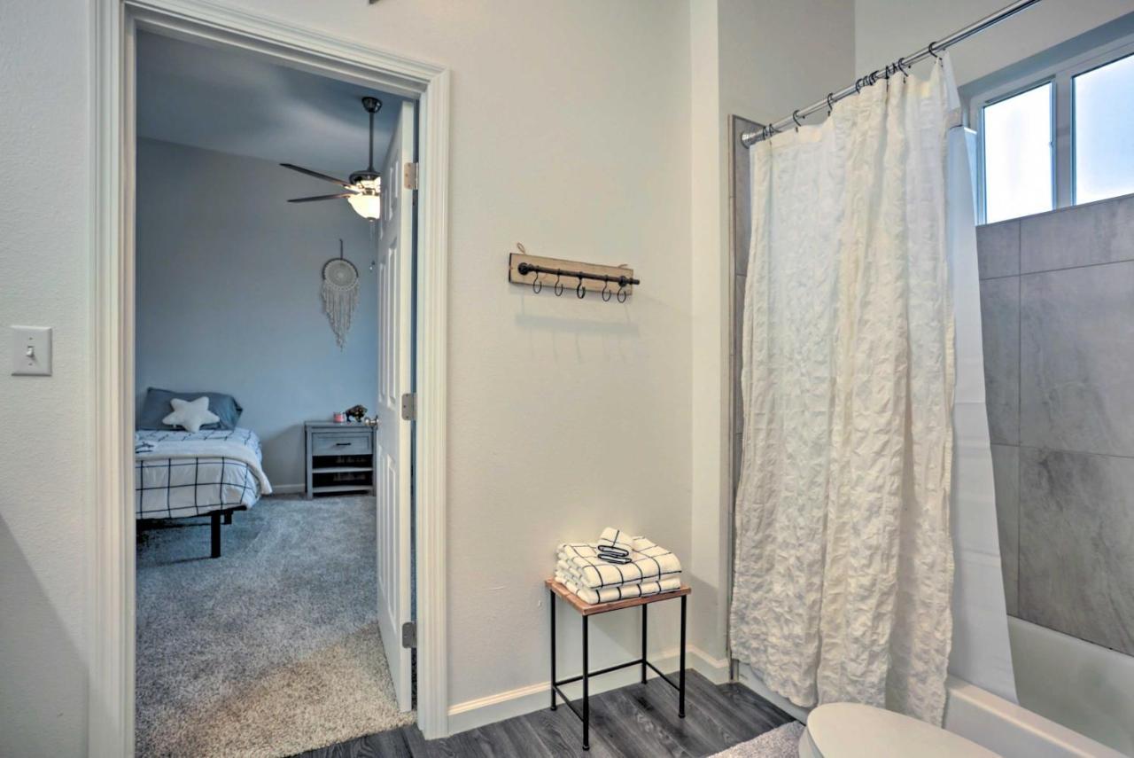 Stunning Clovis Home About 1 Mile To Old Town! Extérieur photo